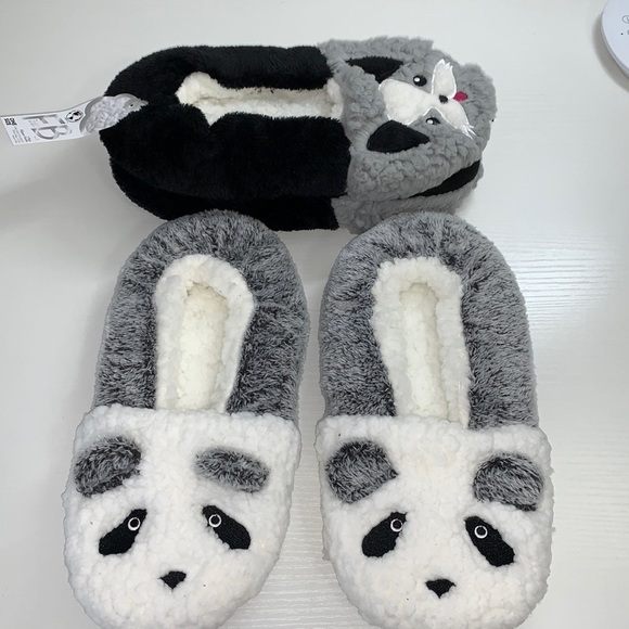 NWT. Two pair slipper socks 🧦 - Picture 1 of 4